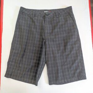 Quiksilver flat front shorts grey plaid man's size 31